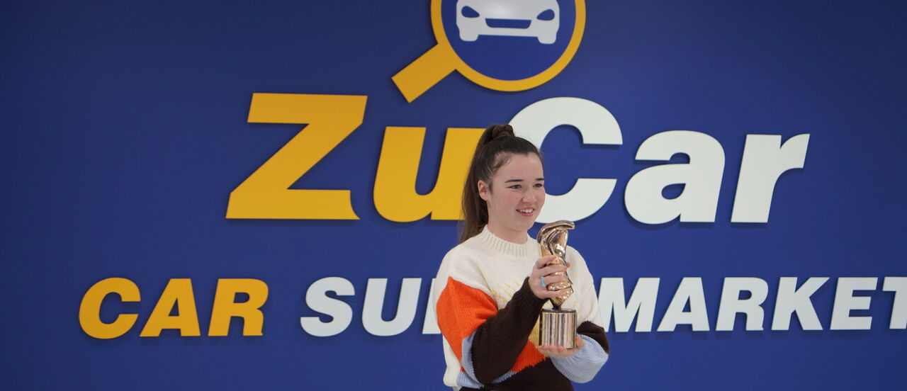 Golden Glove Presentation with Winner Riane McGrath Image