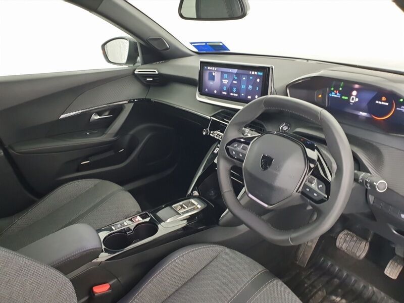 More views of Peugeot 2008