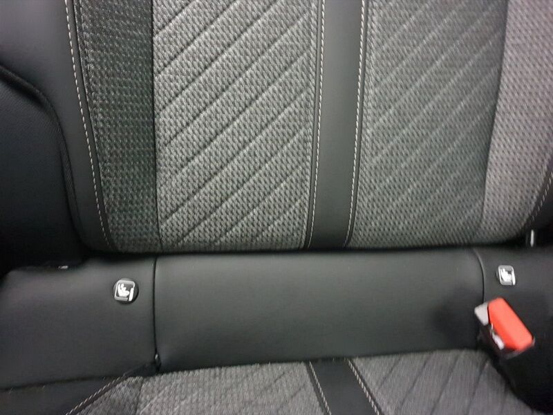 More views of Peugeot 2008