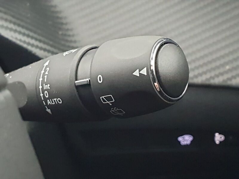 More views of Peugeot 2008