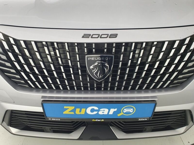 More views of Peugeot 2008