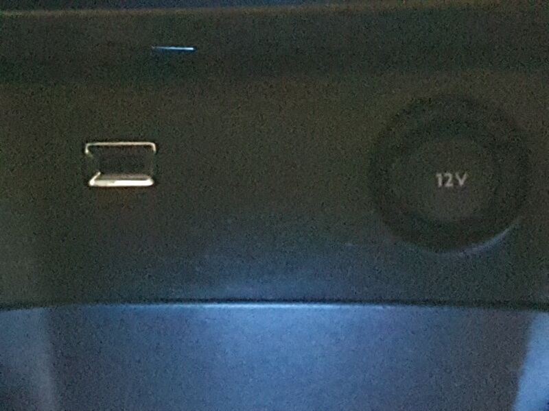 More views of Peugeot 3008