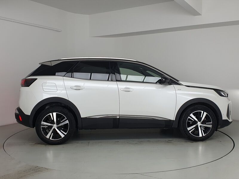 More views of Peugeot 3008