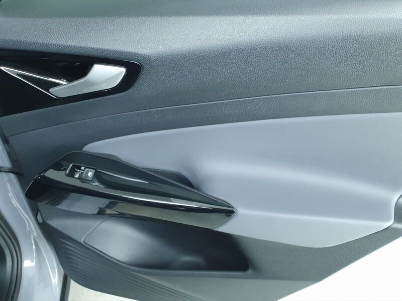 More views of Volkswagen ID.4