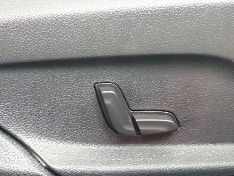 More views of Mercedes-Benz C-Class