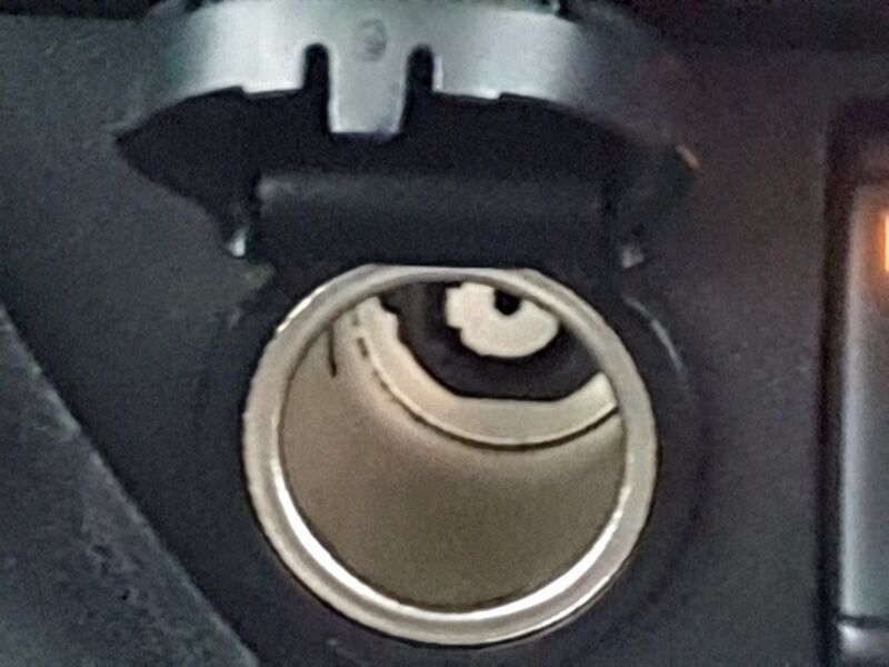 More views of Nissan Leaf