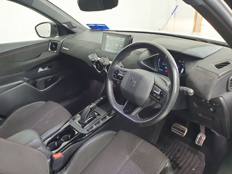 More views of DS Automobiles DS 3