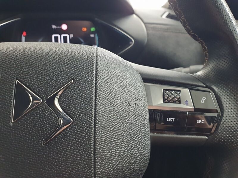 More views of DS Automobiles DS 3