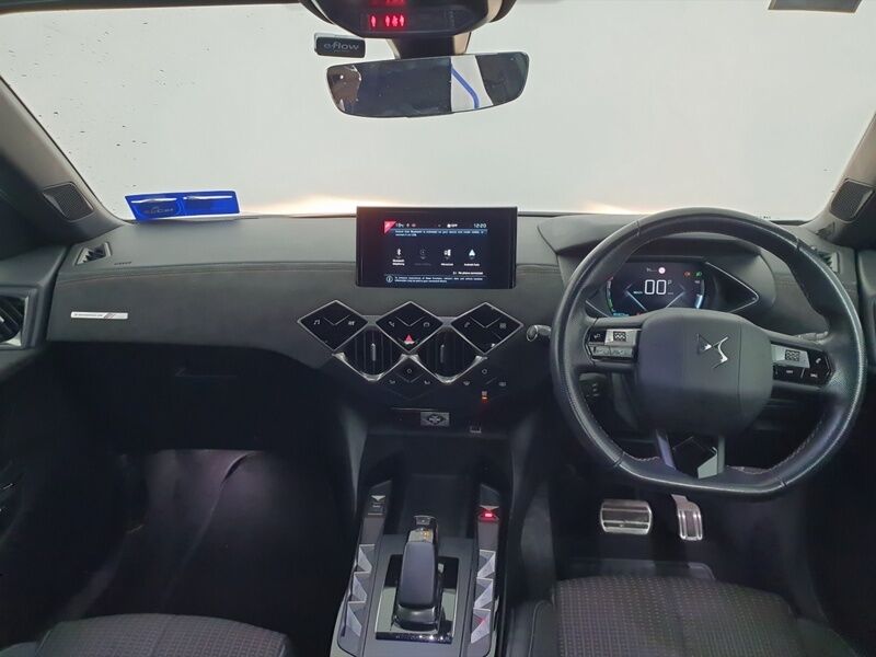 More views of DS Automobiles DS 3