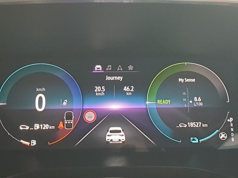 More views of Renault Arkana