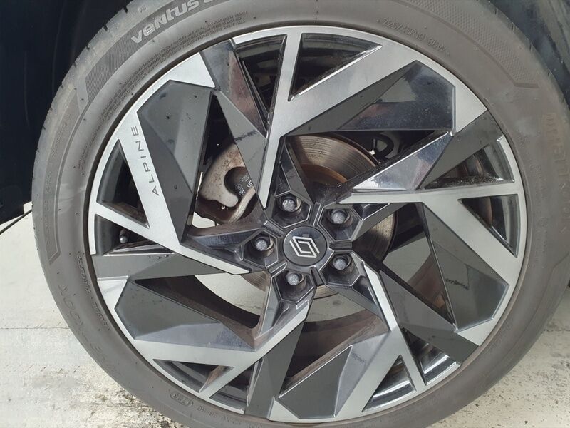 More views of Renault Arkana