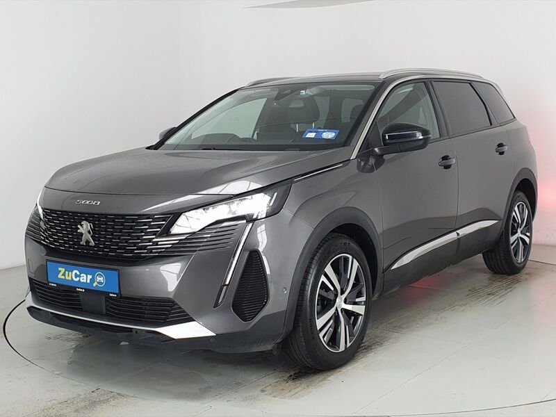 More views of Peugeot 5008