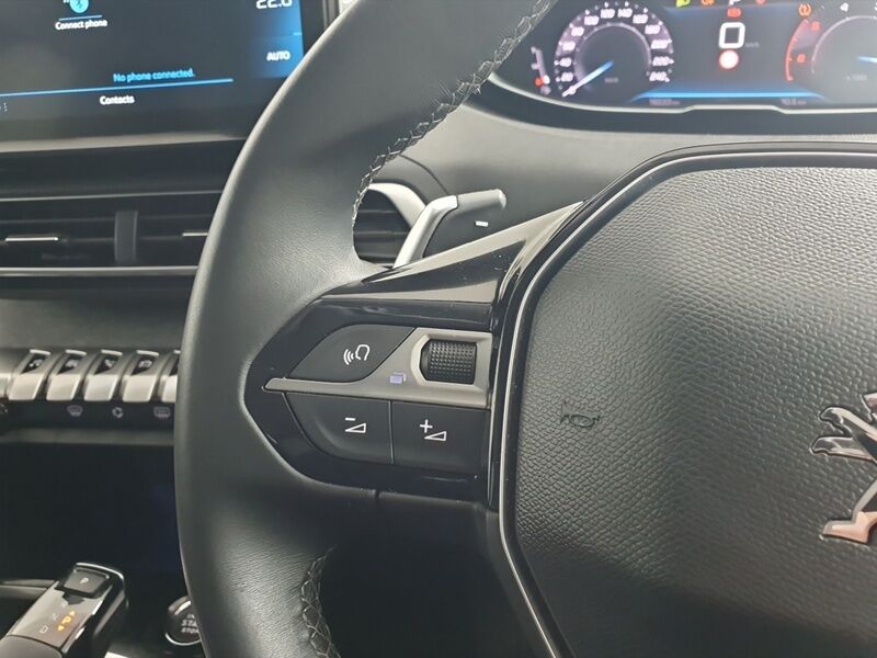 More views of Peugeot 3008