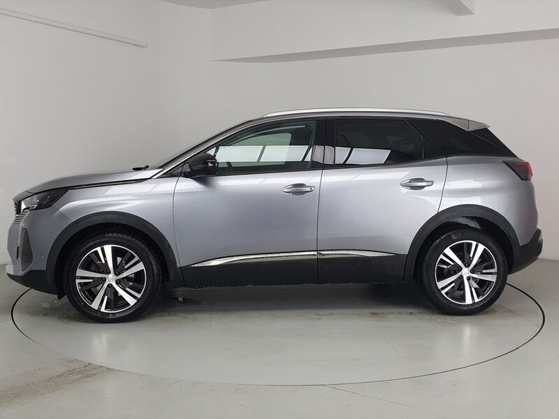 More views of Peugeot 3008