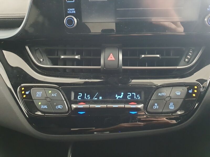 More views of Toyota C-HR