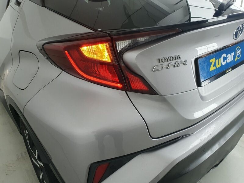 More views of Toyota C-HR