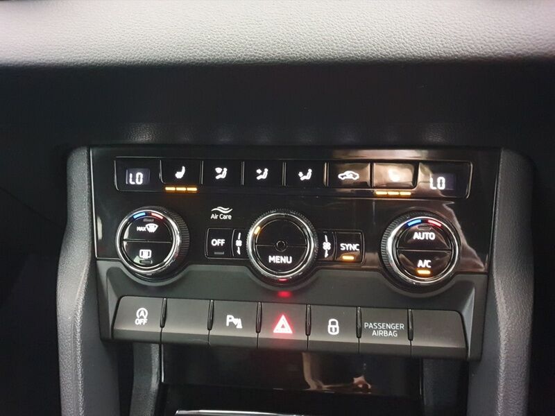 More views of Skoda Karoq