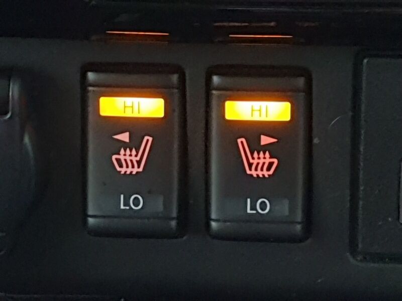 More views of Nissan Leaf
