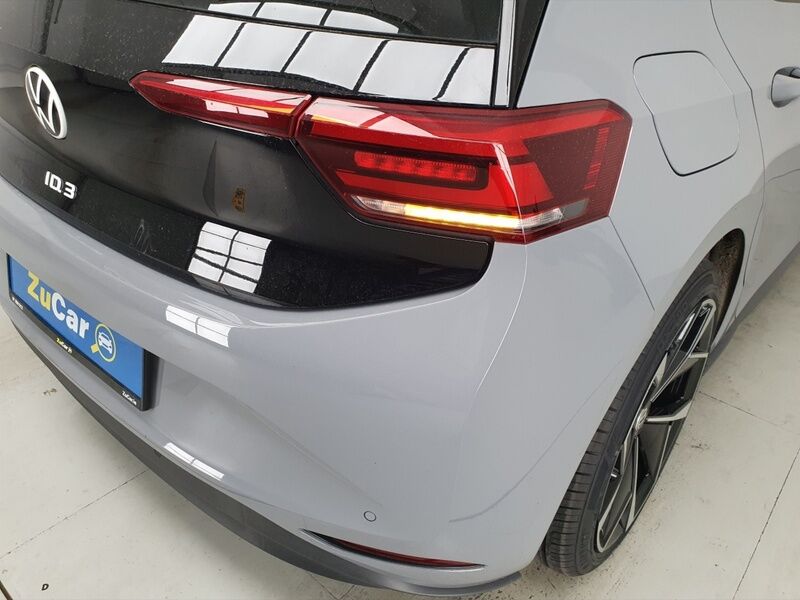 More views of Volkswagen ID.3