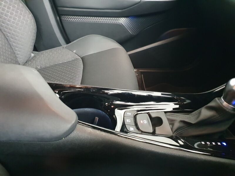 More views of Toyota C-HR