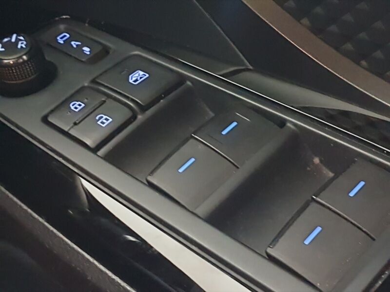 More views of Toyota C-HR