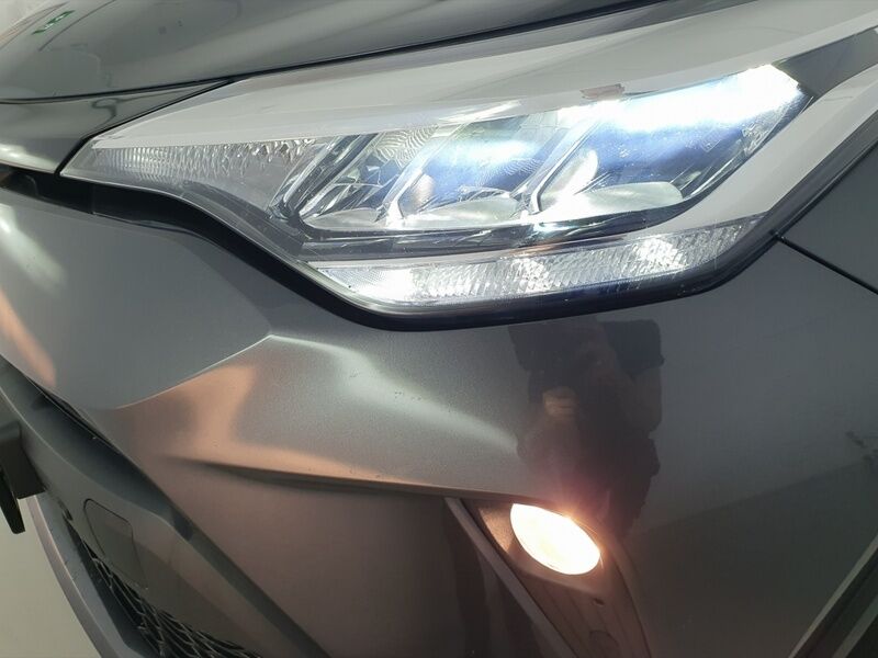 More views of Toyota C-HR