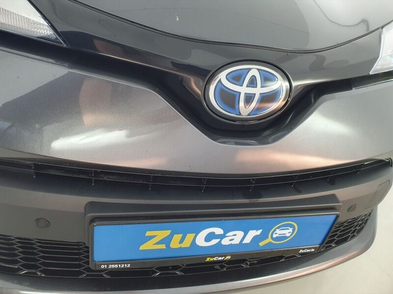 More views of Toyota C-HR