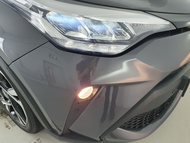 More views of Toyota C-HR