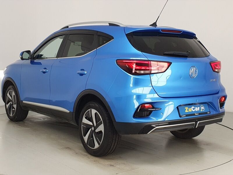 More views of MG ZS