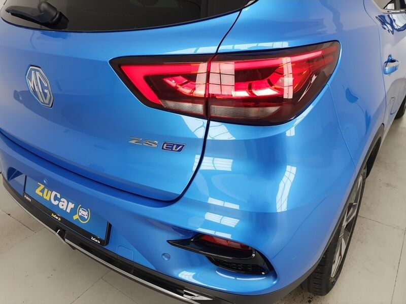 More views of MG ZS
