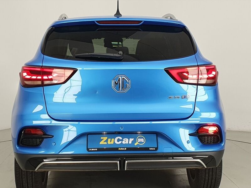 More views of MG ZS
