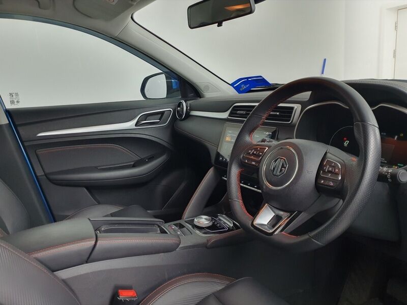 More views of MG ZS