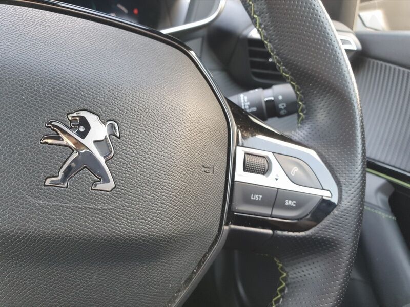 More views of Peugeot 2008