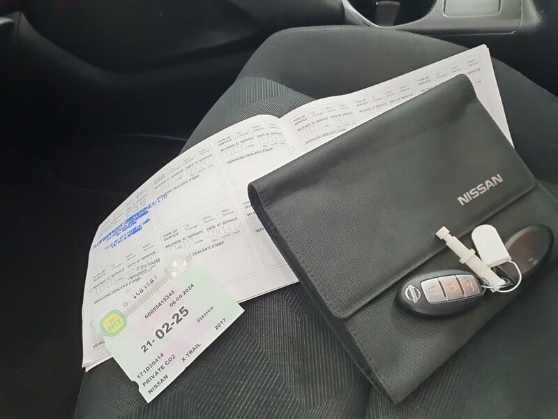 More views of Nissan X-Trail