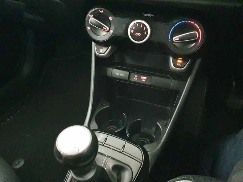 More views of Kia Picanto
