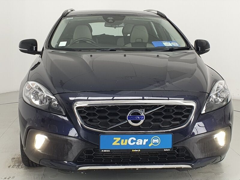 More views of Volvo V40