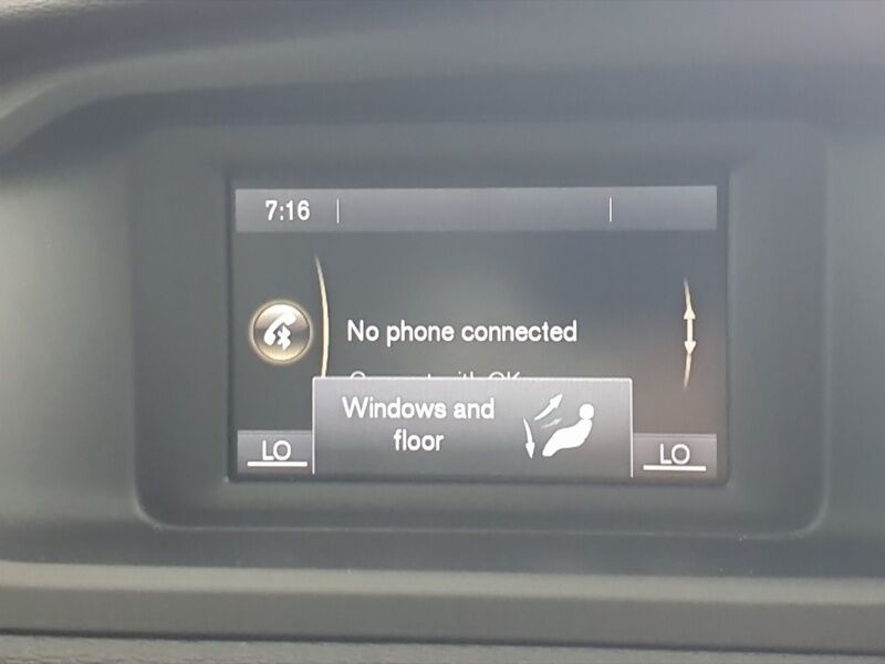 More views of Volvo V40