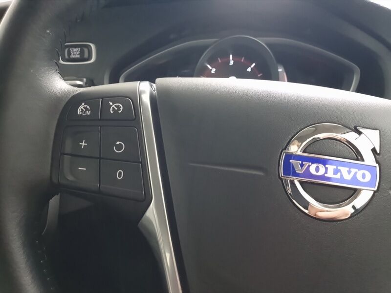 More views of Volvo V40
