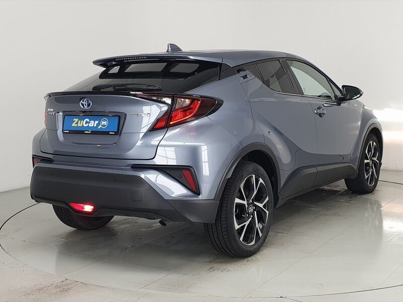 More views of Toyota C-HR