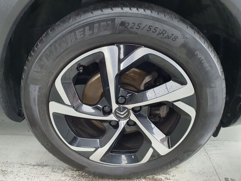 More views of Citroen C5 Aircross