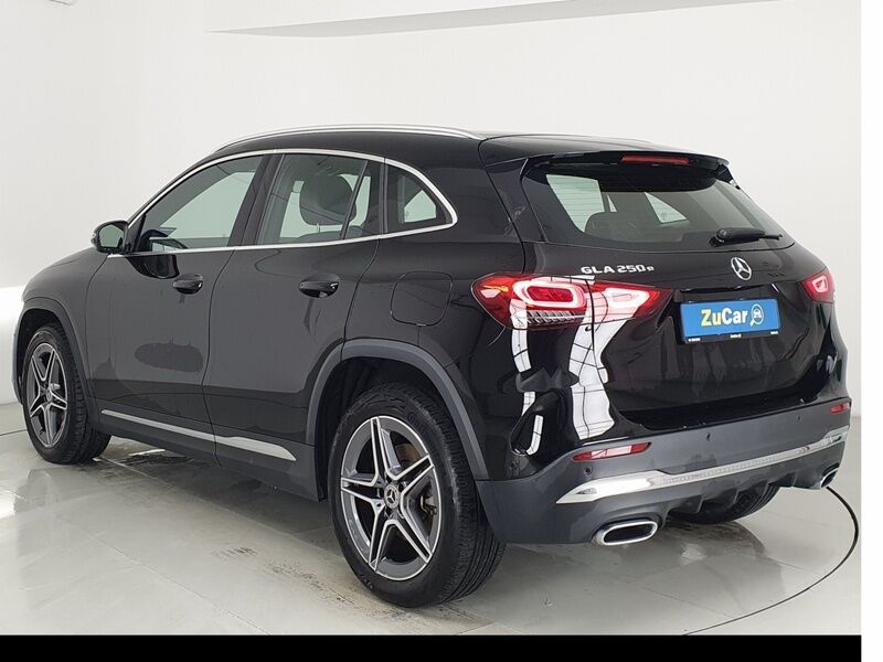 More views of Mercedes-Benz GLA