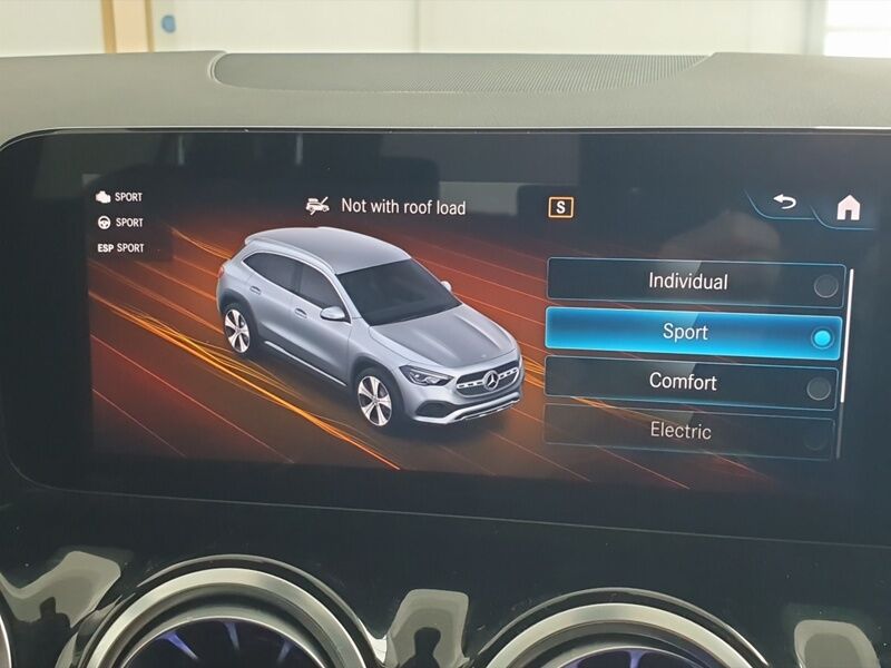 More views of Mercedes-Benz GLA