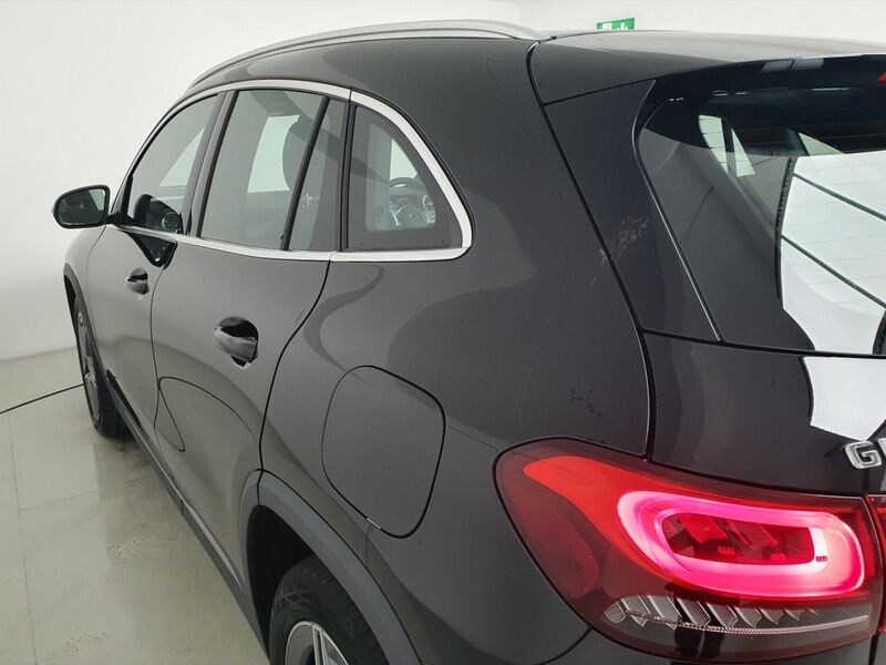 More views of Mercedes-Benz GLA