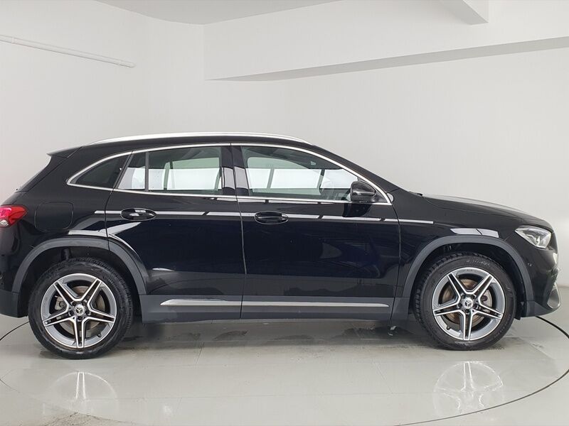 More views of Mercedes-Benz GLA
