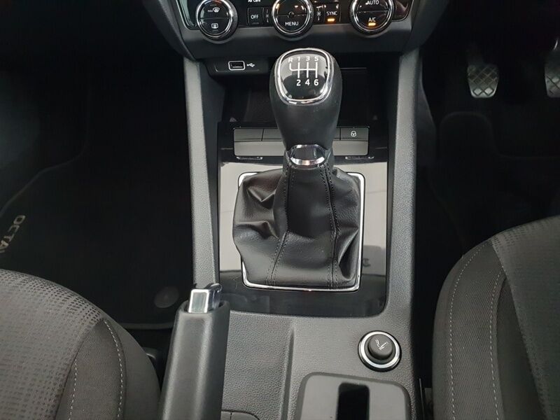 More views of Skoda Octavia