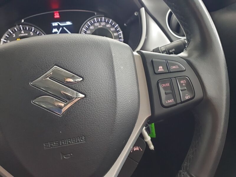More views of Suzuki Vitara