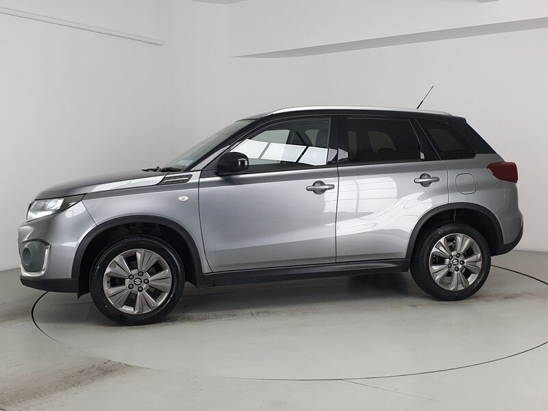 More views of Suzuki Vitara