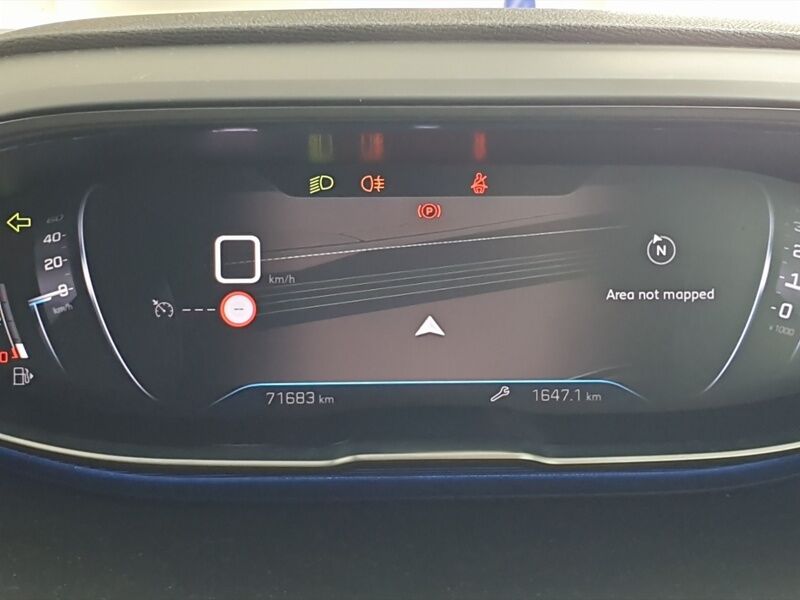 More views of Peugeot 3008
