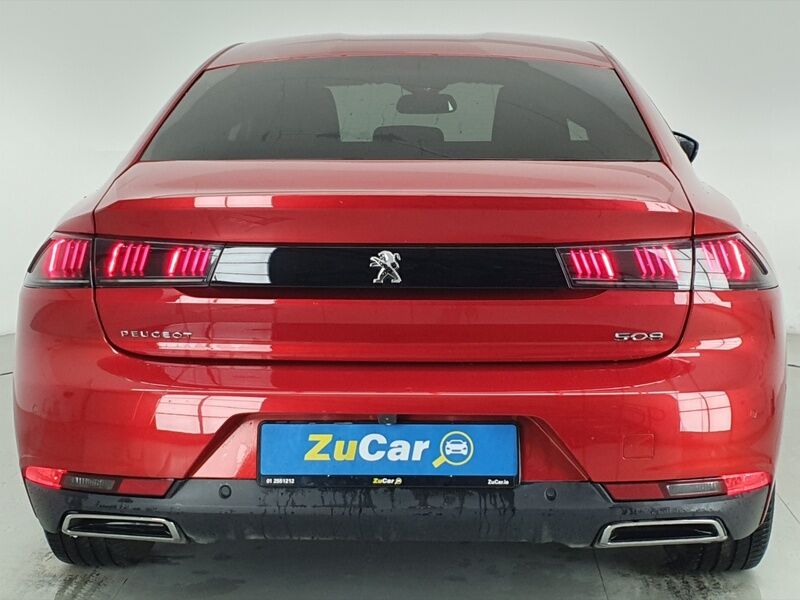 More views of Peugeot 508