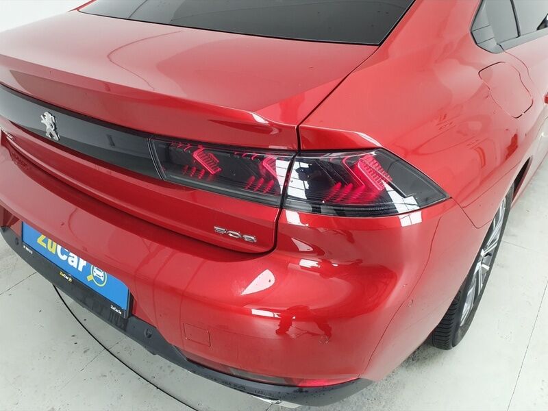 More views of Peugeot 508